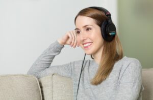 入浴中に音楽を聴くことでリラックス効果は得られるのか？