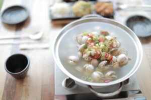 湯船に浸かる前にかけ湯をする理由とは？